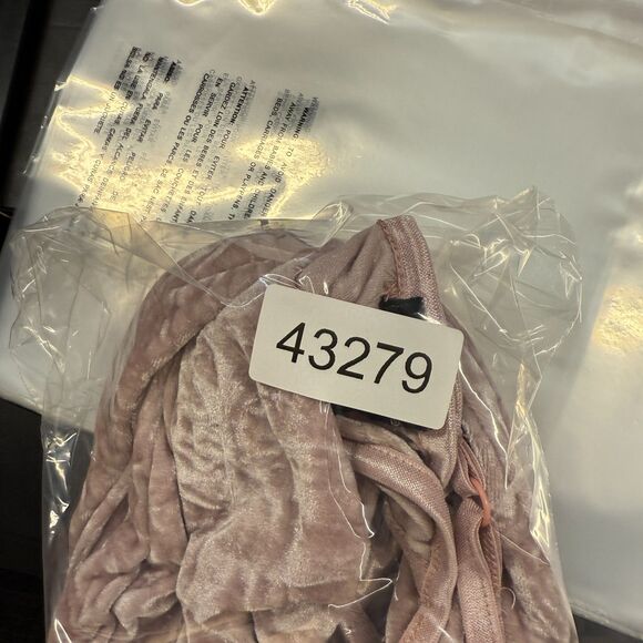 Rue 21 Dress Women S Small Pink Velvet V-Neck Sleeveless Shift Short Casual - Picture 6 of 6